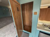 1996 Sundowner 3H 4x9 Living Quarters Gooseneck Trailer