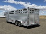 2026 Featherlite 8127 24' Stock Gooseneck Trailer 