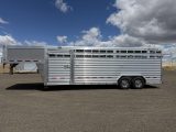 2026 Featherlite 8127 24' Stock Gooseneck Trailer 