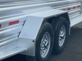 2026 Featherlite 8117 20' Stock Gooseneck Trailer