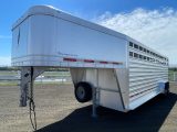 2026 Featherlite 8127 24' Stock Gooseneck Trailer